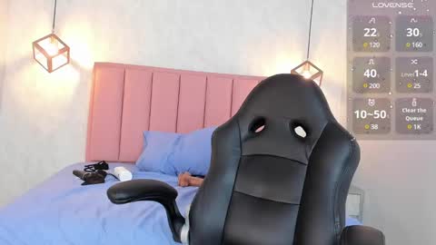  S U N N Y online show from 02-12-25, 07:35