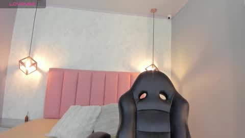  S U N N Y online show from 10-27-25, 12:31