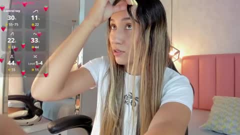  S U N N Y online show from 04-29-26, 01:04