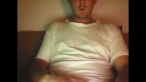 Snapshot of sunnygun0 chatting on 09-09-25, 06:07 sunnygun0 online show from 09-09-25, 06:07