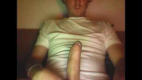 Snapshot of sunnygun0 chatting on 10-11-25, 07:56 sunnygun0 online show from 10-11-25, 07:56