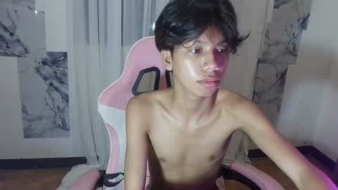sunnyong online show from 06-19-26, 02:38