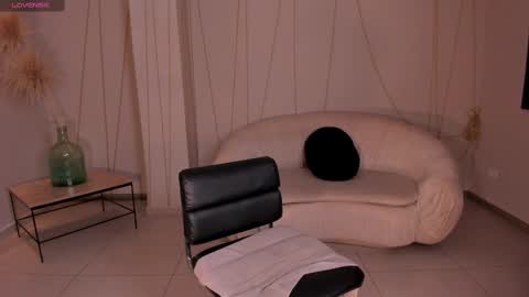 Sunny Rivers online show from 02-16-25, 06:43