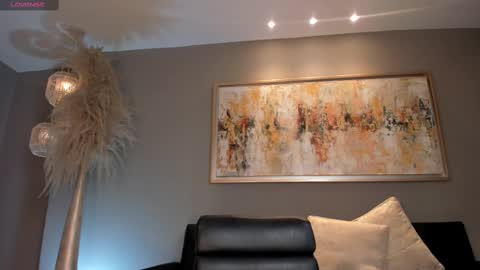 Sunny Rivers online show from 02-28-25, 09:55