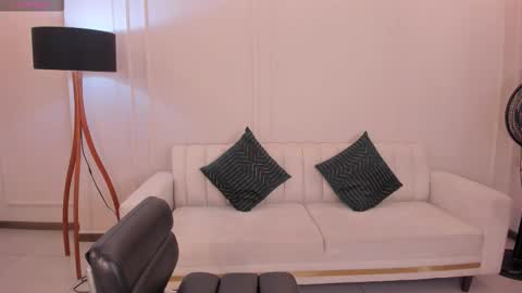 Sunny Rivers online show from 10-10-25, 07:02