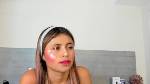 Snapshot of sunnywhitee chatting on 01-31-26, 07:11 sunnywhitee online show from 01-31-26, 07:11