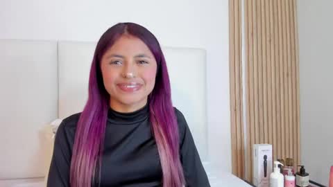 Snapshot of sunnywhitee chatting on 05-14-26, 07:42 sunnywhitee online show from 05-14-26, 07:42