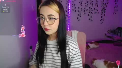 Snapshot of sunset_pienk chatting on 12-03-24, 02:58 Sunset online show from 12-03-24, 02:58