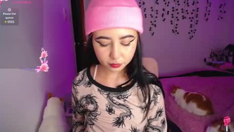 Snapshot of sunset_pienk chatting on 12-12-24, 03:32 Sunset online show from 12-12-24, 03:32