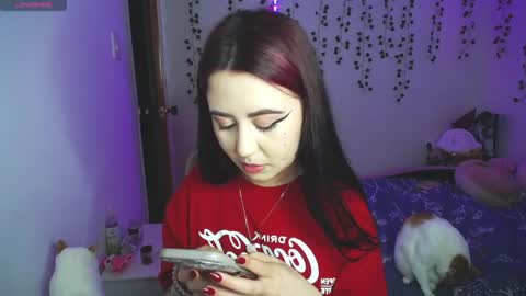 Snapshot of sunset_pienk chatting on 02-12-25, 01:09 Sunset online show from 02-12-25, 01:09