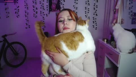 Snapshot of sunset_pienk chatting on 10-01-25, 06:41 Sunset online show from 10-01-25, 06:41