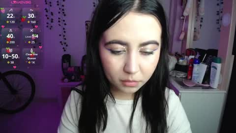 Snapshot of sunset_pienk chatting on 12-01-25, 05:12 Sunset online show from 12-01-25, 05:12