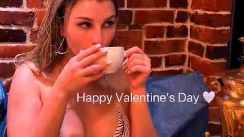 Snapshot of sunsetwithava chatting on 02-14-26, 07:54 sunsetwithava online show from 02-14-26, 07:54