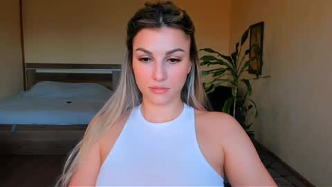 Snapshot of sunsetwithava chatting on 03-11-26, 04:29 sunsetwithava online show from 03-11-26, 04:29