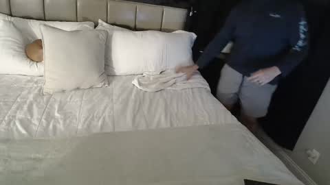 Snapshot of sunshine33604 chatting on 11-09-25, 05:06 Ryan online show from 11-09-25, 05:06