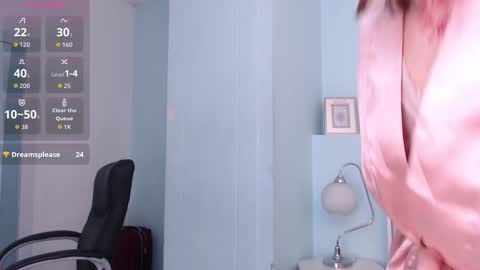 Snapshot of sunshine_gh1 chatting on 10-22-25, 07:46 Sunshine online show from 10-22-25, 07:46