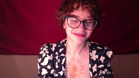 Snapshot of sunshinehella chatting on 09-11-25, 01:11 Hella online show from 09-11-25, 01:11