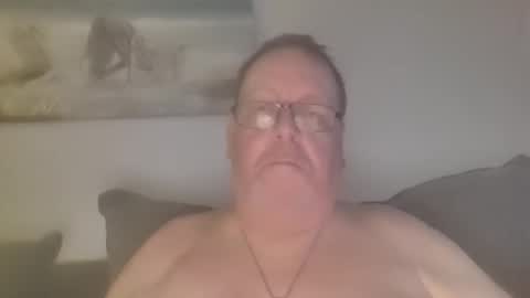 Snapshot of sunspotbaby chatting on 01-18-26, 03:54 Sunspotbaby online show from 01-18-26, 03:54