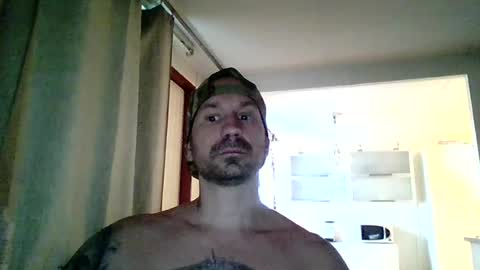 Suomimies89 online show from 07-06-26, 05:26