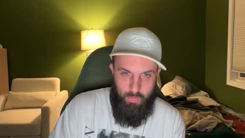 Snapshot of supbroitsmatt chatting on 01-08-26, 11:40 Matt online show from 01-08-26, 11:40