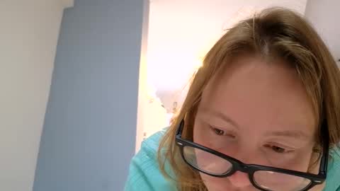 Snapshot of super_jony chatting on 02-16-25, 02:20 super jony and Marta GMT 1300-1800 every day online show from 02-16-25, 02:20