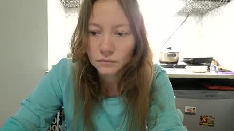 Snapshot of super_jony chatting on 03-04-25, 08:27 super jony and Marta GMT 1300-1800 every day online show from 03-04-25, 08:27