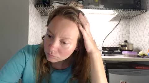 Snapshot of super_jony chatting on 03-04-25, 11:32 super jony and Marta GMT 1300-1800 every day online show from 03-04-25, 11:32