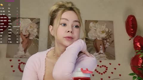 Snapshot of super_peach chatting on 02-15-26, 03:14 Jenn online show from 02-15-26, 03:14