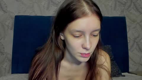 Snapshot of superior_cat chatting on 12-20-24, 05:14 Una online show from 12-20-24, 05:14