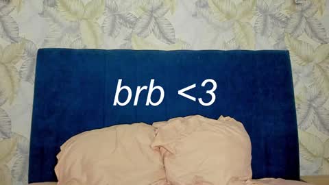 Snapshot of superior_cat chatting on 02-12-25, 07:34 Una online show from 02-12-25, 07:34