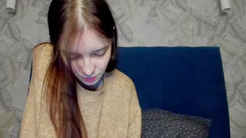 Snapshot of superior_cat chatting on 03-03-25, 08:21 Una online show from 03-03-25, 08:21