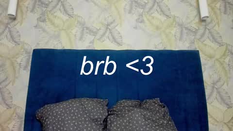 Snapshot of superior_cat chatting on 03-11-25, 02:10 Una online show from 03-11-25, 02:10