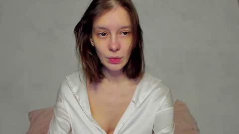 Snapshot of superior_cat chatting on 01-08-26, 02:14 Una online show from 01-08-26, 02:14