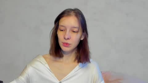 Snapshot of superior_cat chatting on 02-08-26, 04:05 Una online show from 02-08-26, 04:05