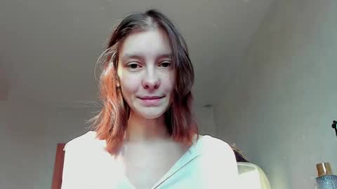 Snapshot of superior_cat chatting on 03-06-26, 05:15 Una online show from 03-06-26, 05:15