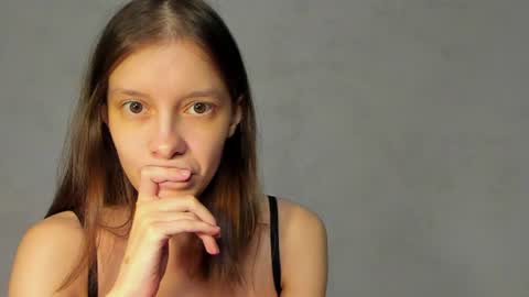 Una online show from 06-24-26, 10:53
