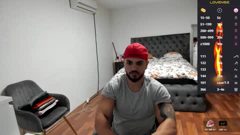 Snapshot of supermanboyxxl chatting on 09-29-25, 06:29 supermanboyxxl online show from 09-29-25, 06:29