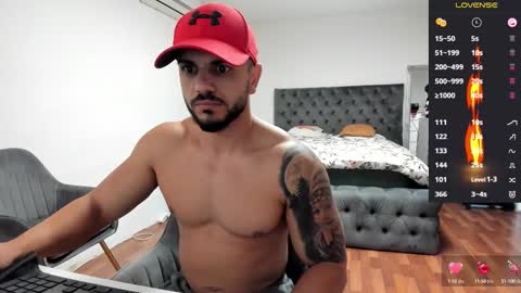 Snapshot of supermanboyxxl chatting on 10-01-25, 05:57 supermanboyxxl online show from 10-01-25, 05:57