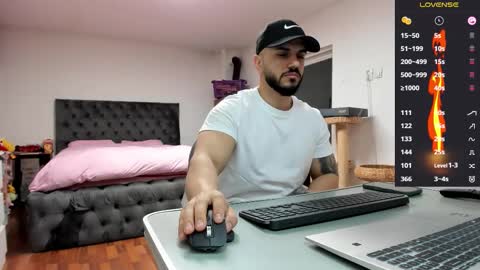 Snapshot of supermanboyxxl chatting on 03-02-26, 06:47 supermanboyxxl online show from 03-02-26, 06:47