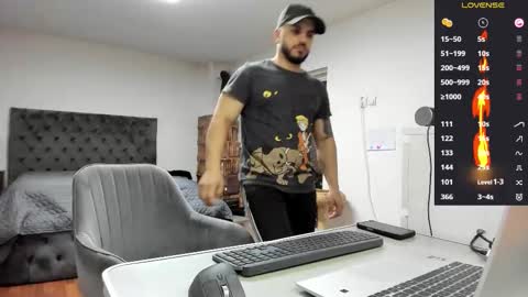 Snapshot of supermanboyxxl chatting on 03-23-26, 06:39 supermanboyxxl online show from 03-23-26, 06:39