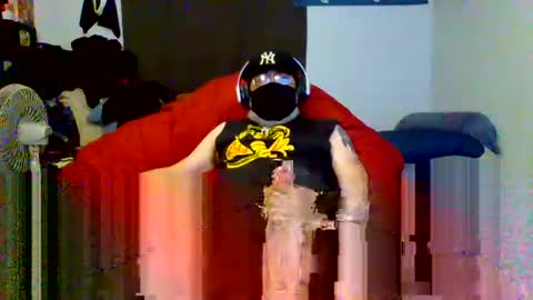 Snapshot of supermanloverhg chatting on 02-13-25, 10:55 supermanloverhg online show from 02-13-25, 10:55