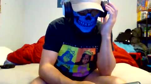 Snapshot of supermanloverhg chatting on 10-28-25, 08:40 supermanloverhg online show from 10-28-25, 08:40