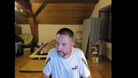 Snapshot of supersquirrel81 chatting on 07-17-26, 10:25 supersquirrel81 online show from 07-17-26, 10:25