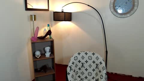 clainyy online show from 10-21-25, 05:35