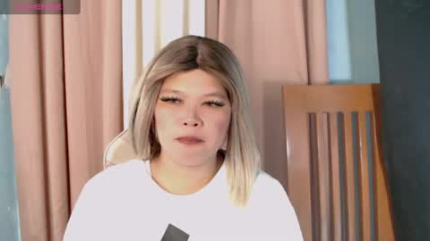 Surayda puket online show from 05-01-26, 07:02