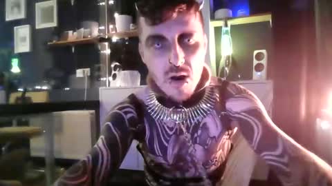 Snapshot of surgical_steel chatting on 10-29-25, 09:38 SurgicalSteel online show from 10-29-25, 09:38