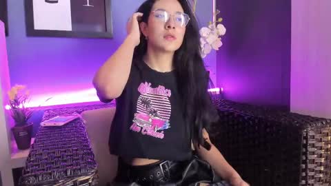 Snapshot of susa1userma_ chatting on 03-05-25, 08:00 Susann online show from 03-05-25, 08:00