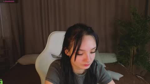 Annie online show from 02-14-26, 01:24