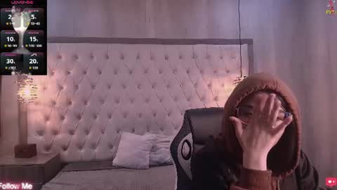 susan_voltaire online show from 06-13-26, 11:52