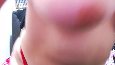 Snapshot of susana_nastyy chatting on 10-08-25, 01:31 Susana online show from 10-08-25, 01:31
